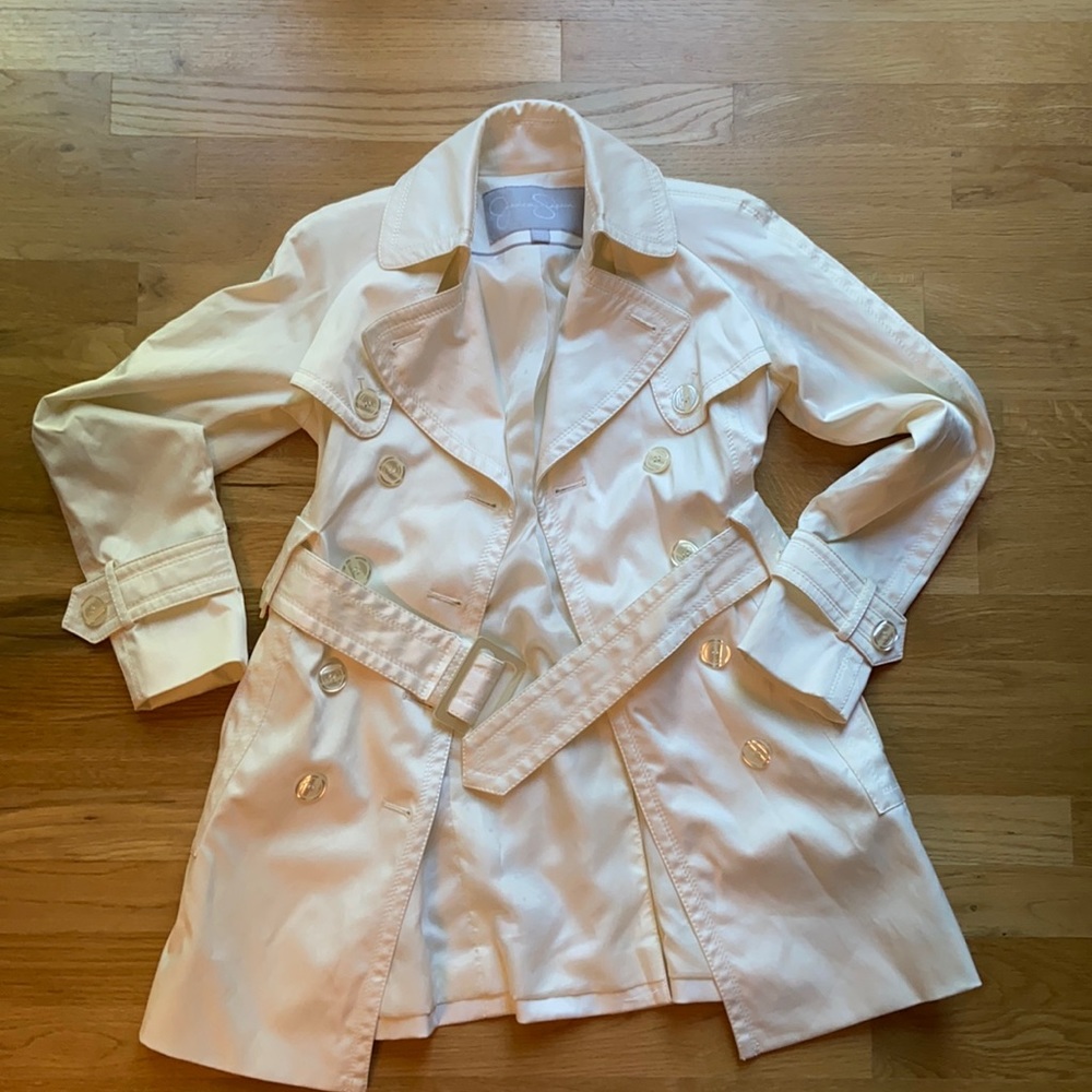 EUC Jessica Simpson Petite XS White Trenchcoat